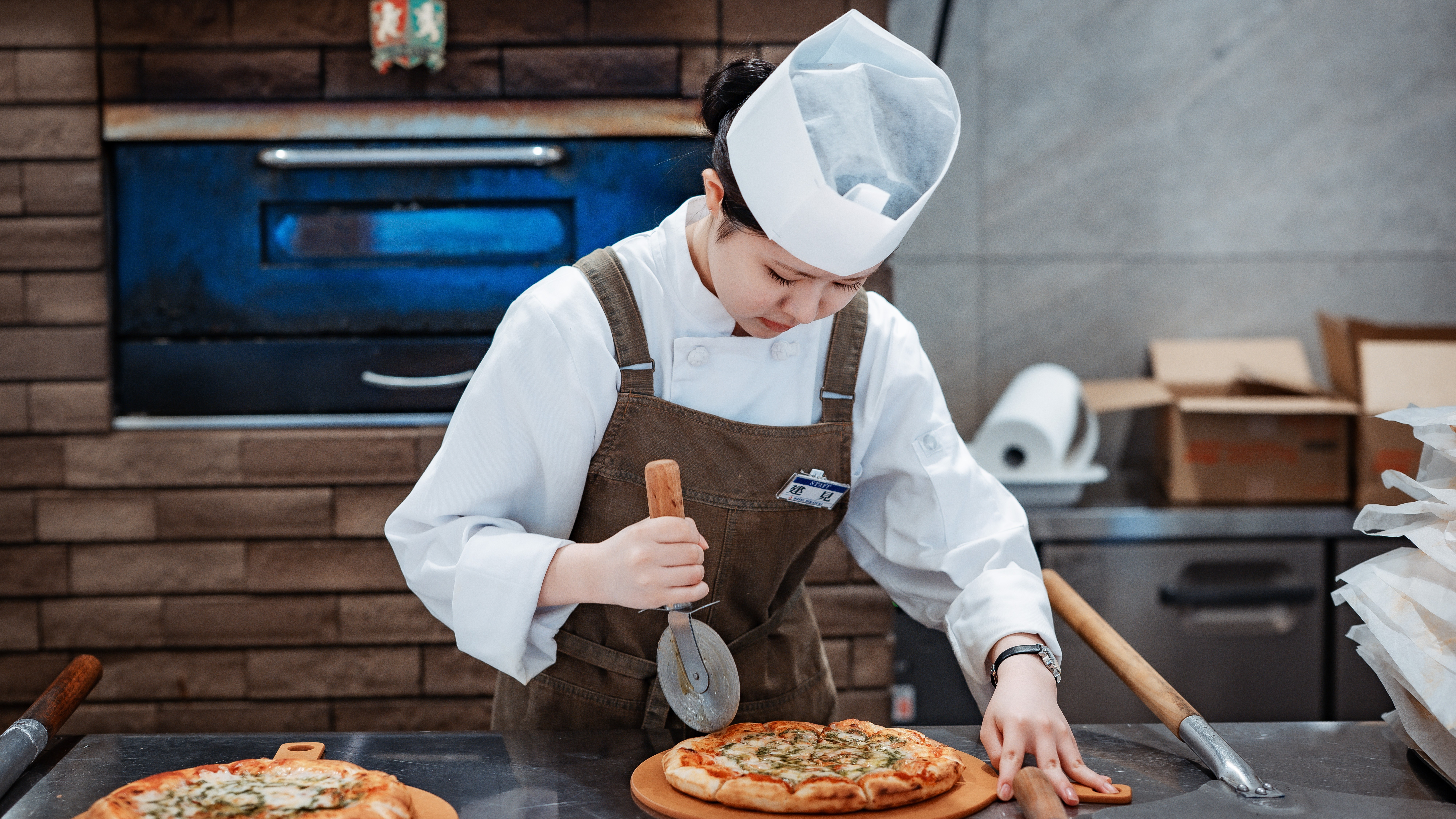 ★【夕食バイキング（一例）】ライブキッチンコーナーでは、出来立てのお料理をご提供してます