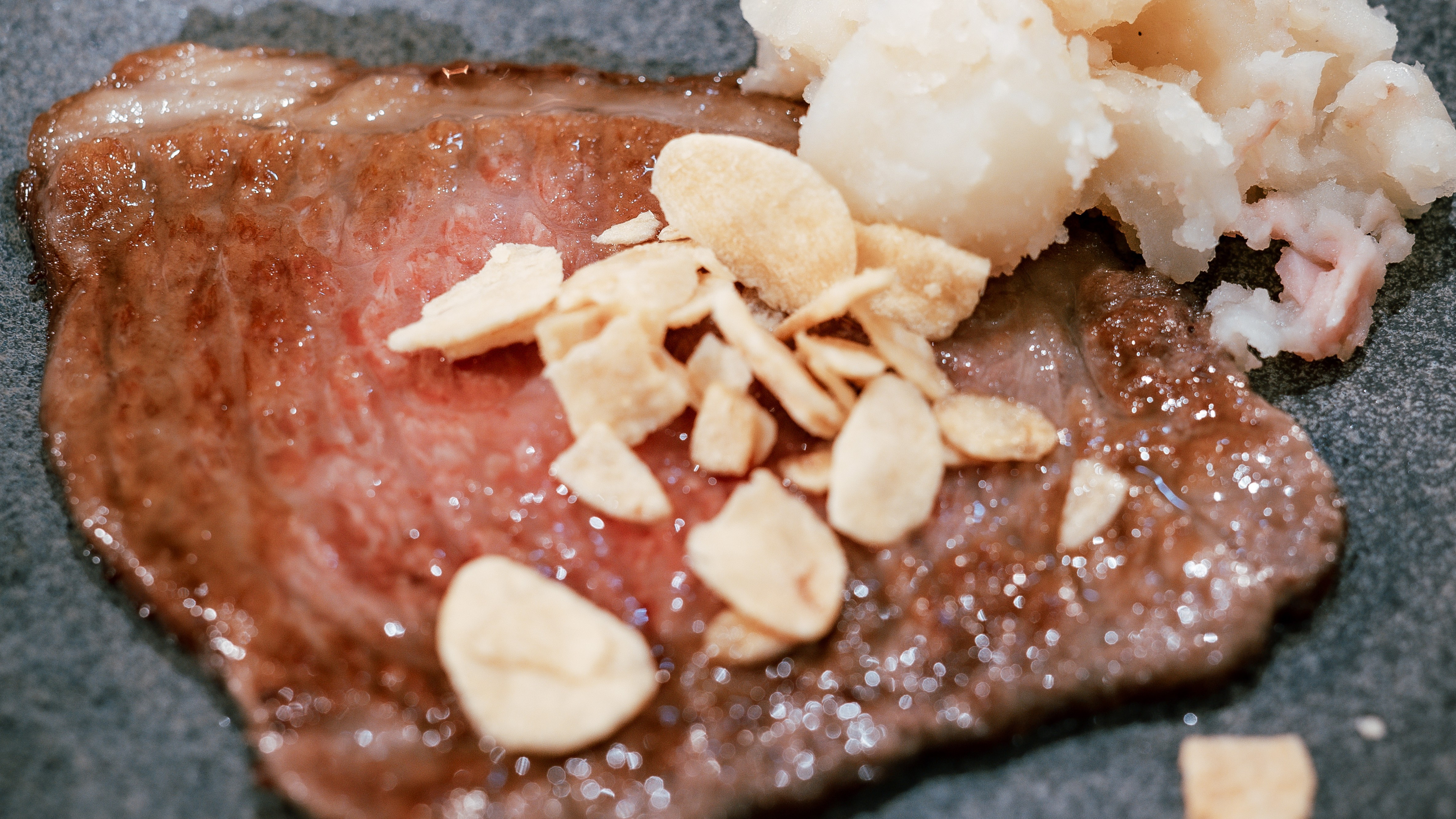 ★【夕食バイキング（一例）】ライブキッチンコーナーでは、出来立てのお料理をご提供してます