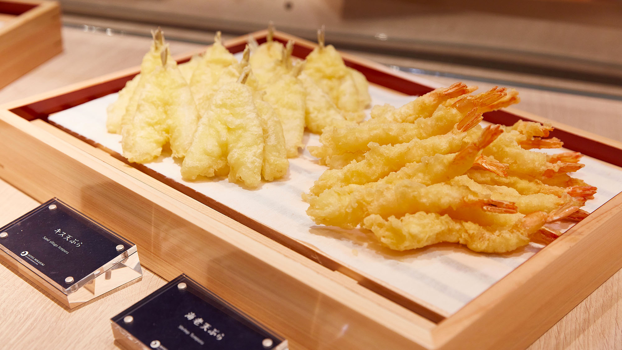【夕食バイキング（一例）】