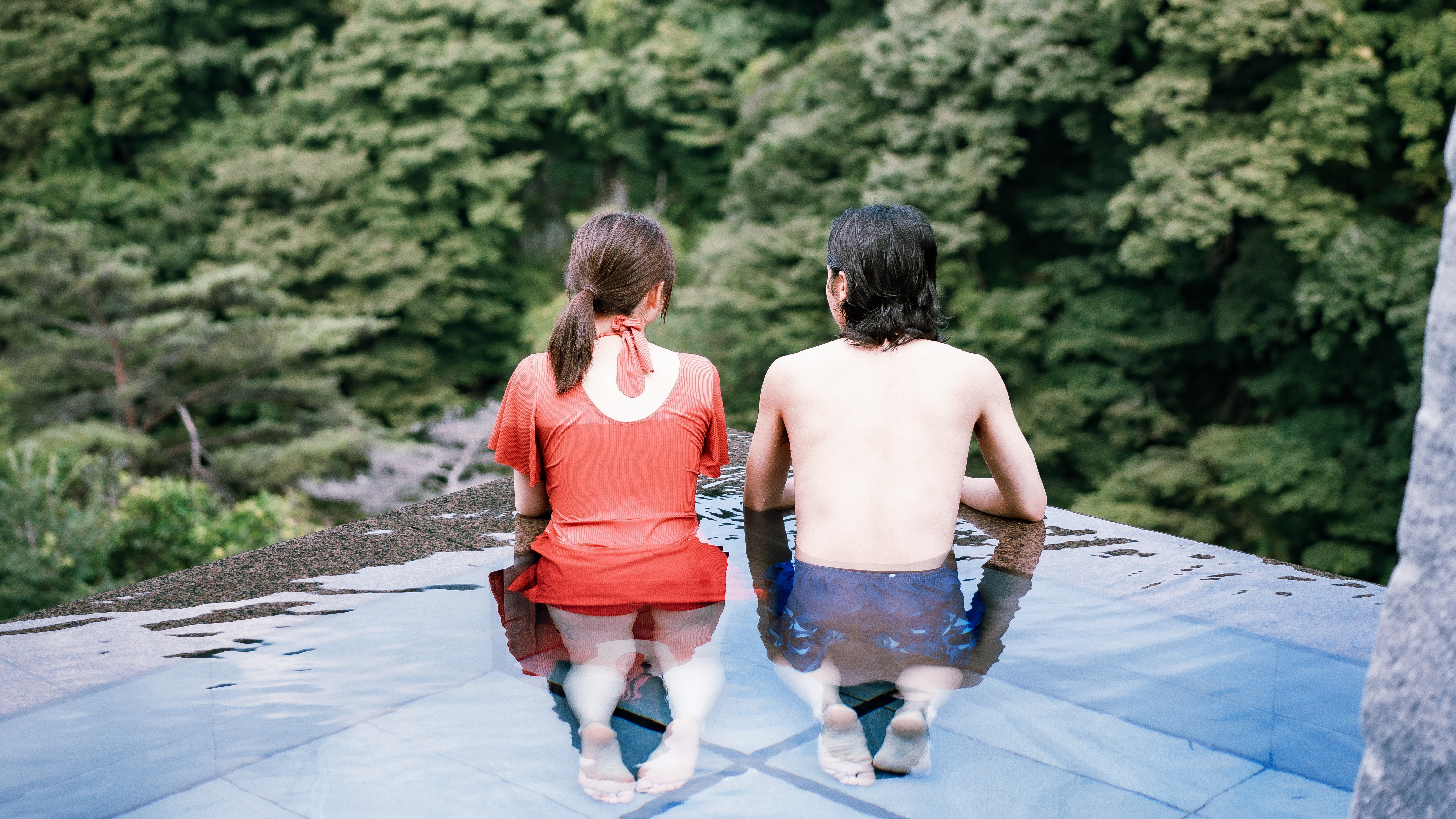 ★おぷーろ。雄大な景色を楽しみながら、極上の温泉&times;プール体験を！