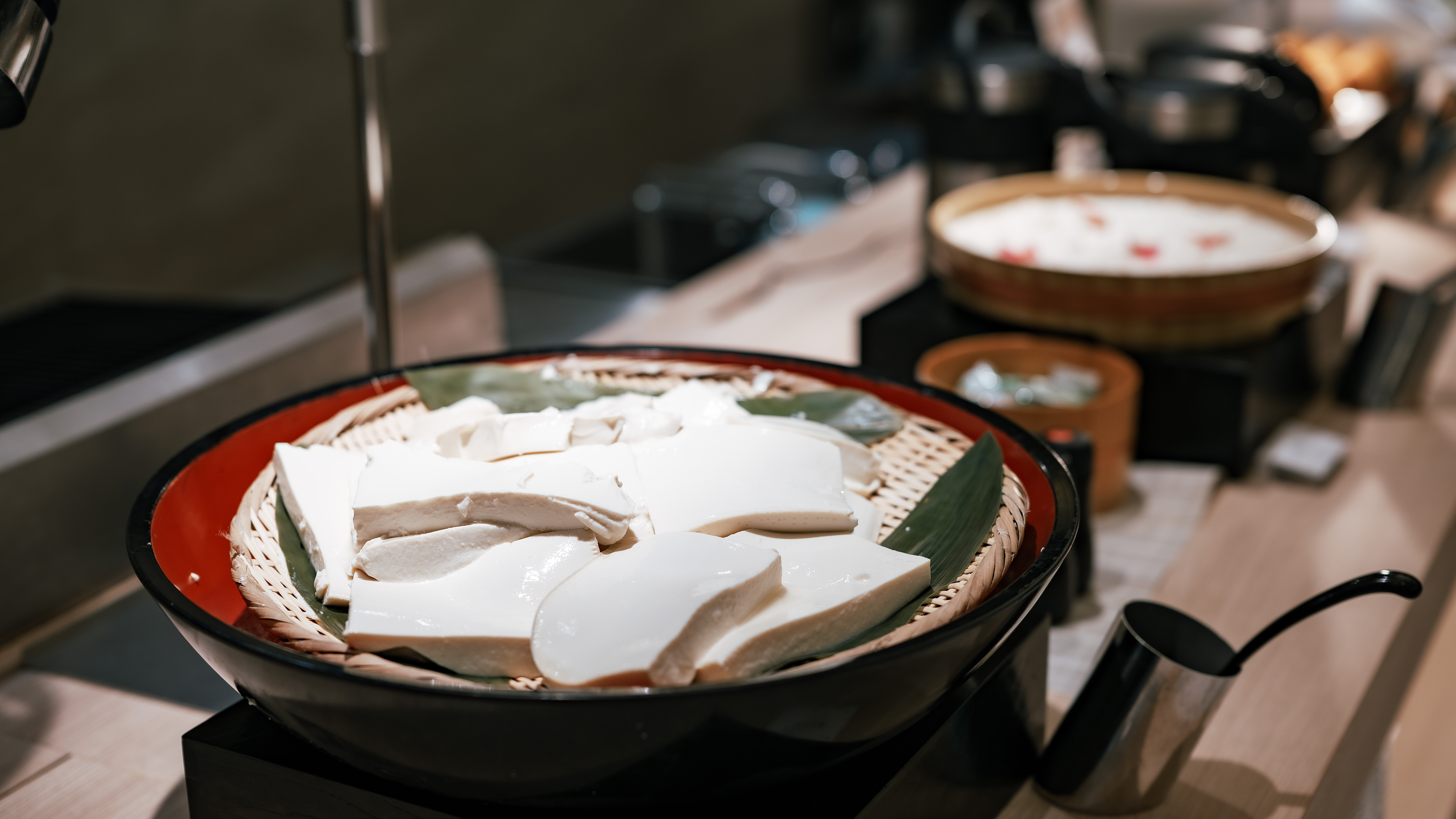 ★【朝食バイキング（一例）】自然を眺めるレストランで、みんなで楽しいお食事を♪