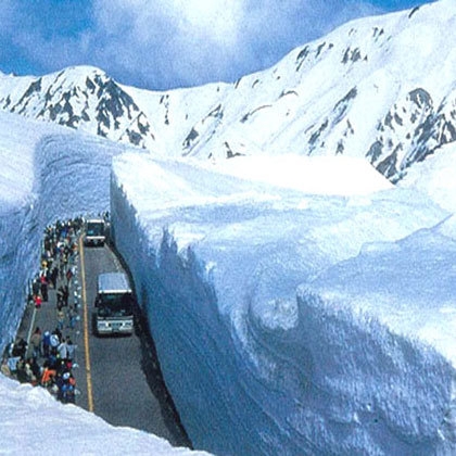 GW室堂直行バス往復プラン　高級食材のお料理で旬を堪能　逸品コース１泊２食