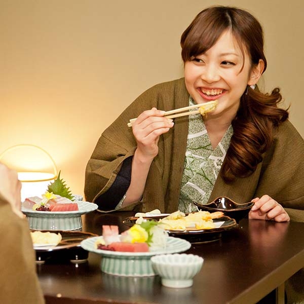 【人気No.1☆】鯛！伊勢海老！和歌山をまるごと味わう！和歌の美味会席〜夕食お部屋食