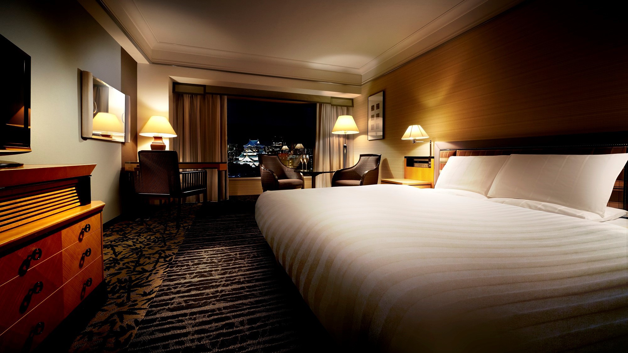 デラックスダブル(30㎡、キャッスルビュー)