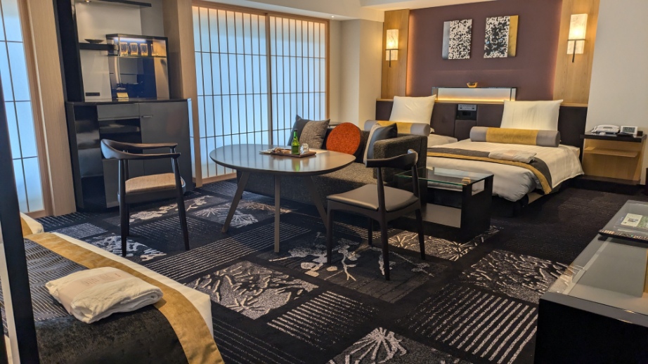 デラックス・コネクティングルーム「利休」（リビング）