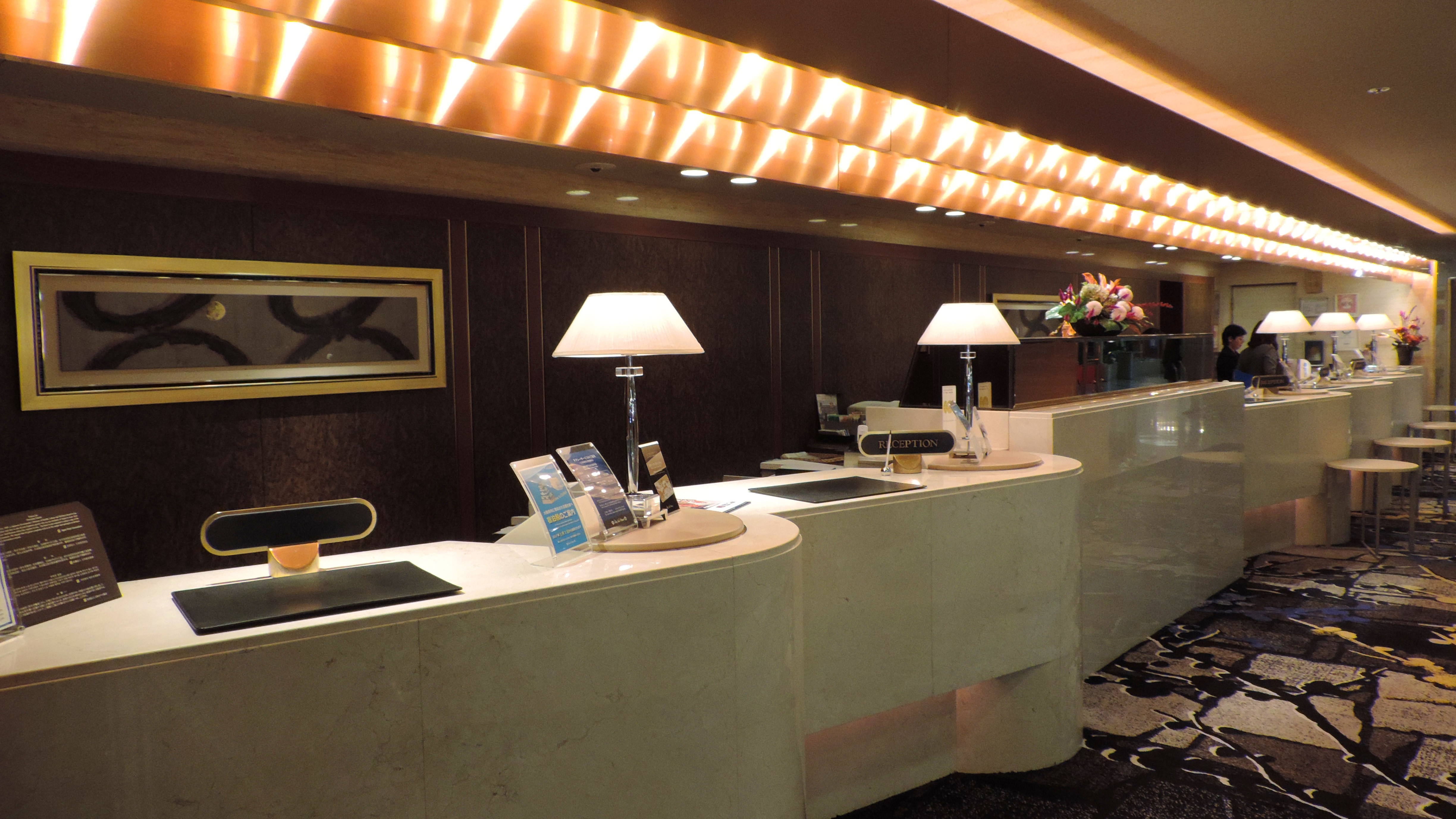 フロントデスク（イメージ）