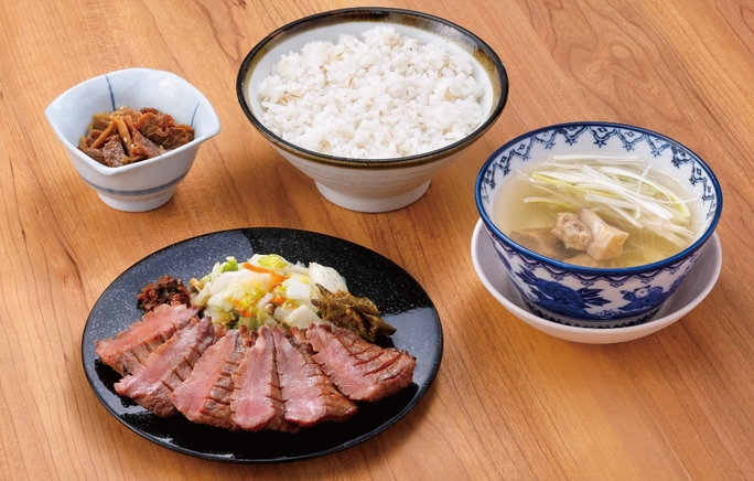 【平日限定】利久食堂国分町店『特選牛タン定食』付プラン(朝・夕食付)