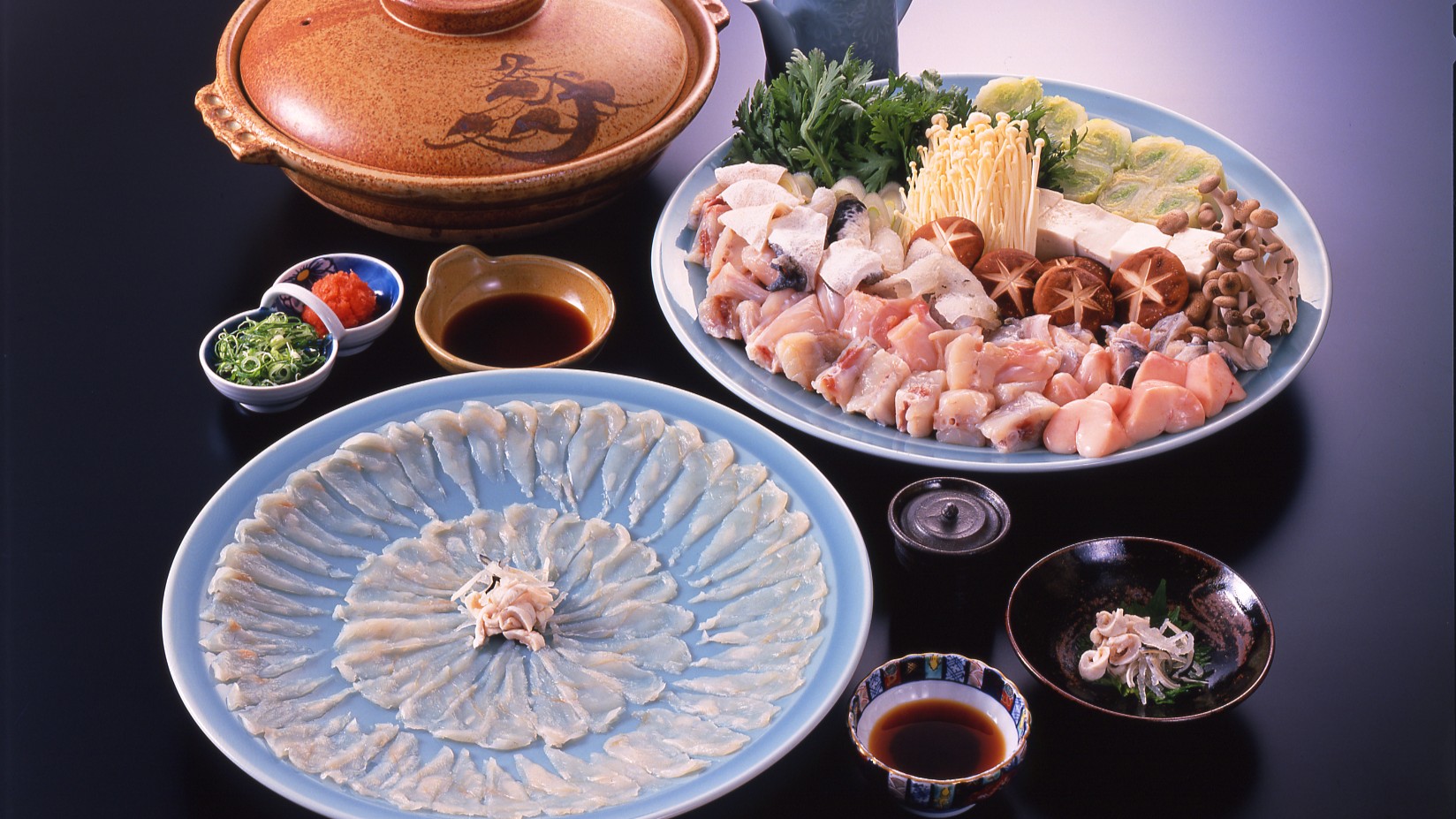 【とらふぐフルコース】てっさ、鍋、白子まで堪能、ふぐの旨さを味わい尽くす冬の宴。