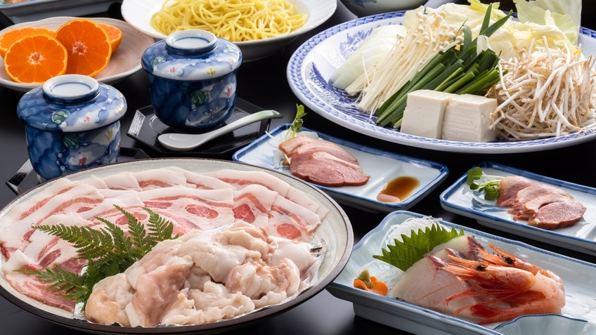 【チョイス鍋】すき焼きorしゃぶしゃぶorもつ鍋orかも鍋の選べるメイン！鍋コース