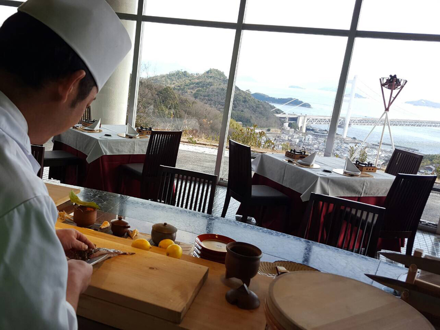 ★新進気鋭の若手料理長がお客様のために、心を込めてご用意する 和食料理の数々･･･。