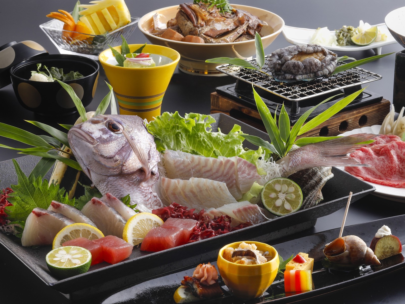 【ホテル100選39年連続入選記念】人気の鮑踊り焼付！お手軽に洲本温泉と季節会席を楽しむ♪【食事処】