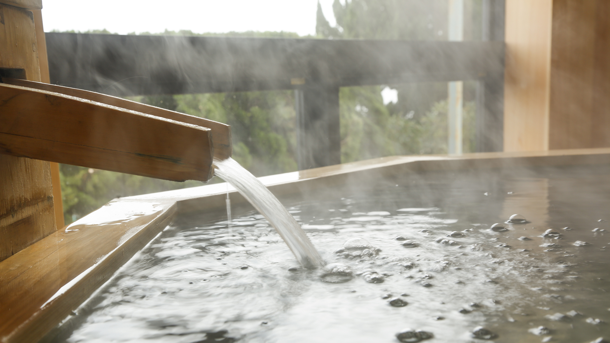 洲本温泉を使用した貸切風呂は、体の芯から温まるのが魅力！