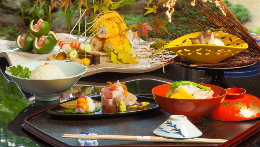 秋の京懐石料理イメージ