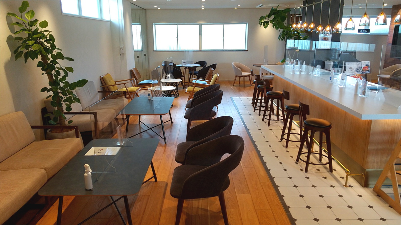 【館内利用券付】＜素泊まり＞1人3000円分！併設カフェでのブランチ利用もOK！自由気ままな滞在に◎