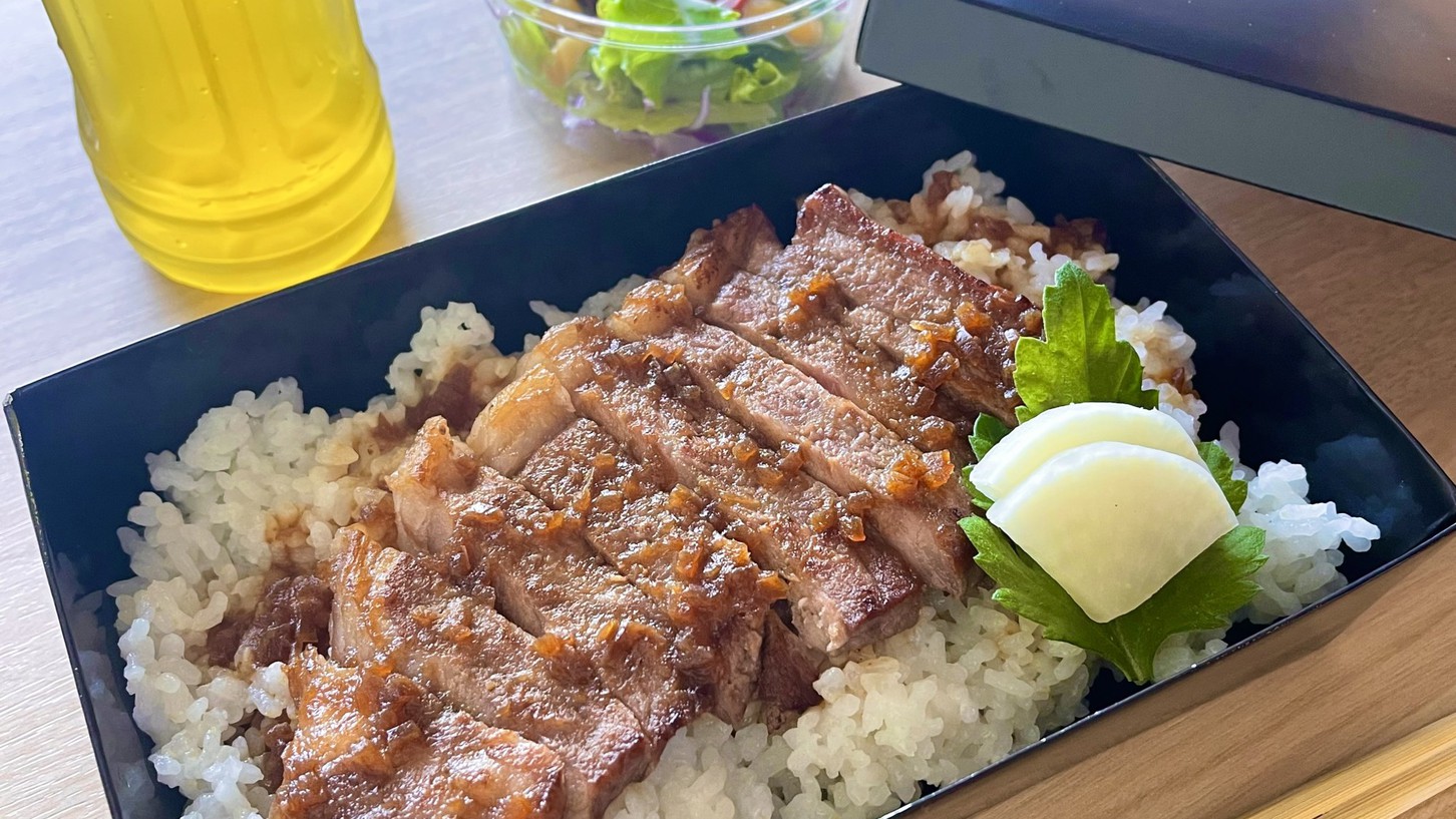 熊野牛ステーキ弁当
