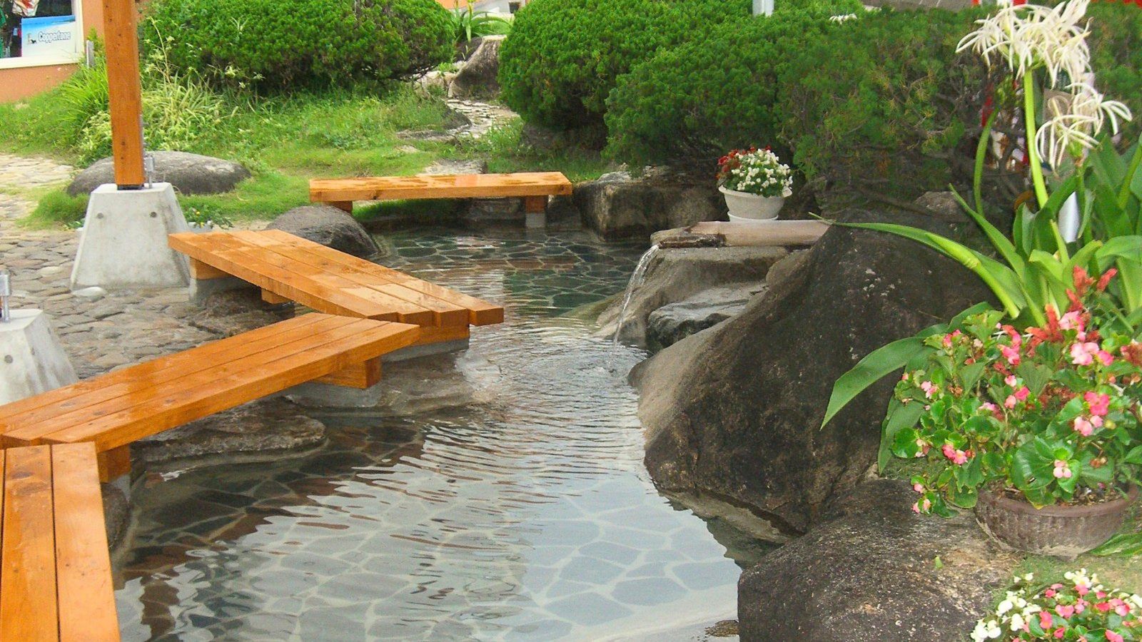 つくもと温泉足湯