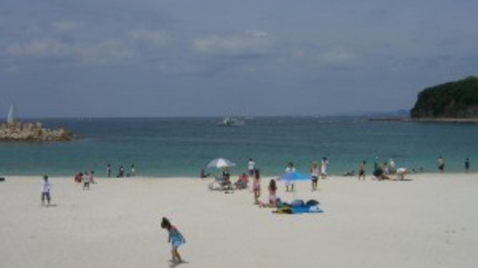 春の白良浜