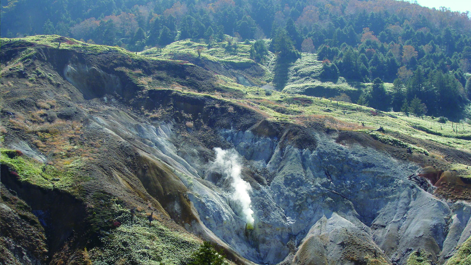 【客室】絶景空吹ビューからの眺め（秋）