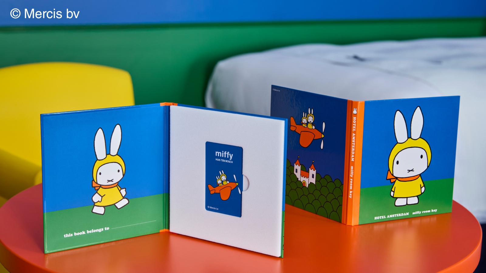 絵本をデザインしたブックレットの中にはミッフィーのルームキーが(※イメージ)