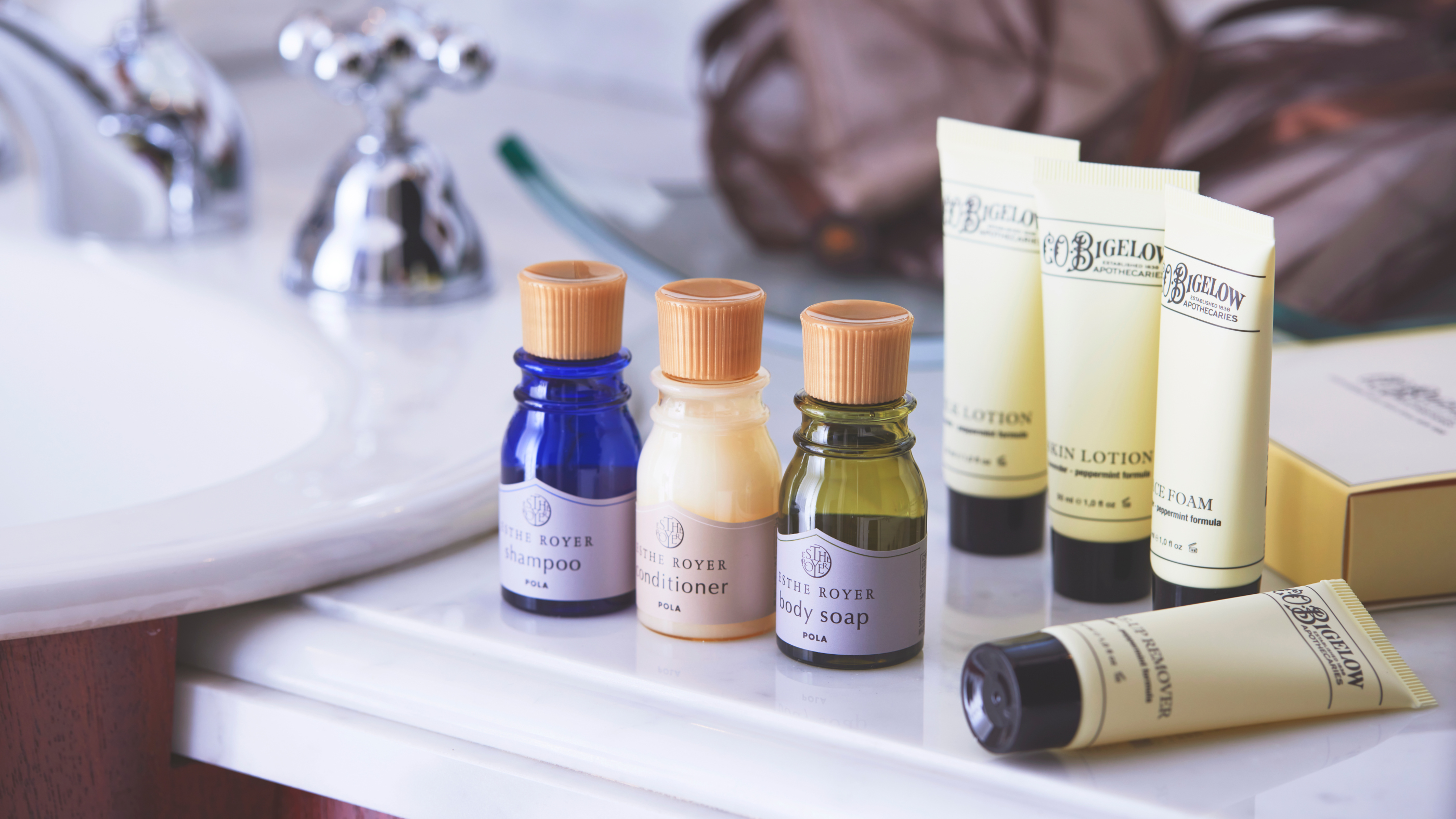 アメニティ一例（POLA）