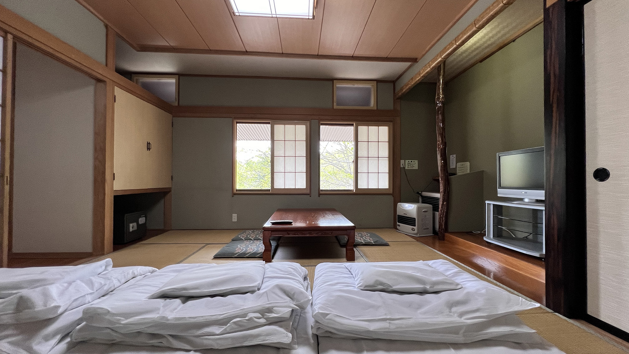 【客室】和室10畳