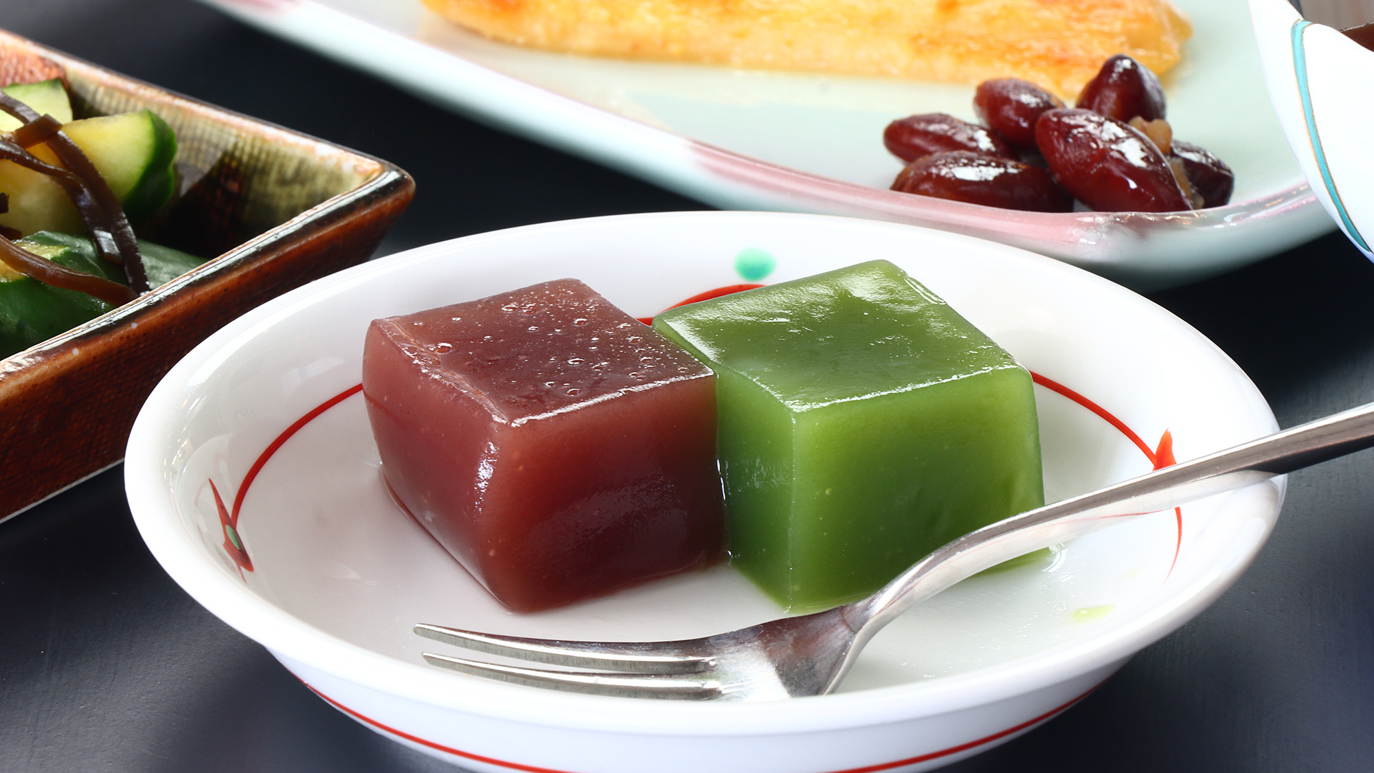 【夕食】本日のデザート（羊羹）