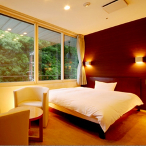 ≪ダブルベッドルーム一例≫ゆったり休める150cm幅のダブルベッドを設置♪快適にお過ごしいただけます。