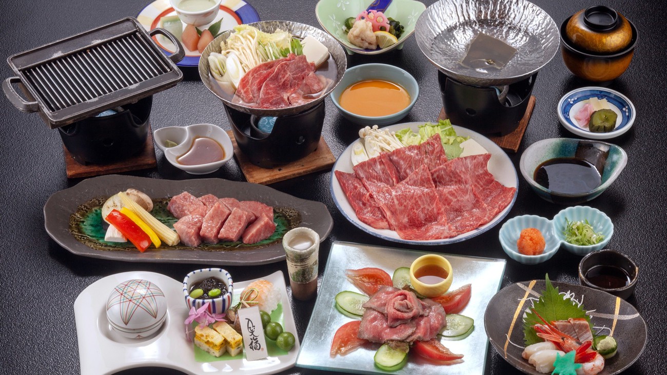 【飛騨牛A５ランク】特上飛騨牛三昧会席☆ステーキ・すき焼き・しゃぶしゃぶ・ローストビーフ付で盛り沢山