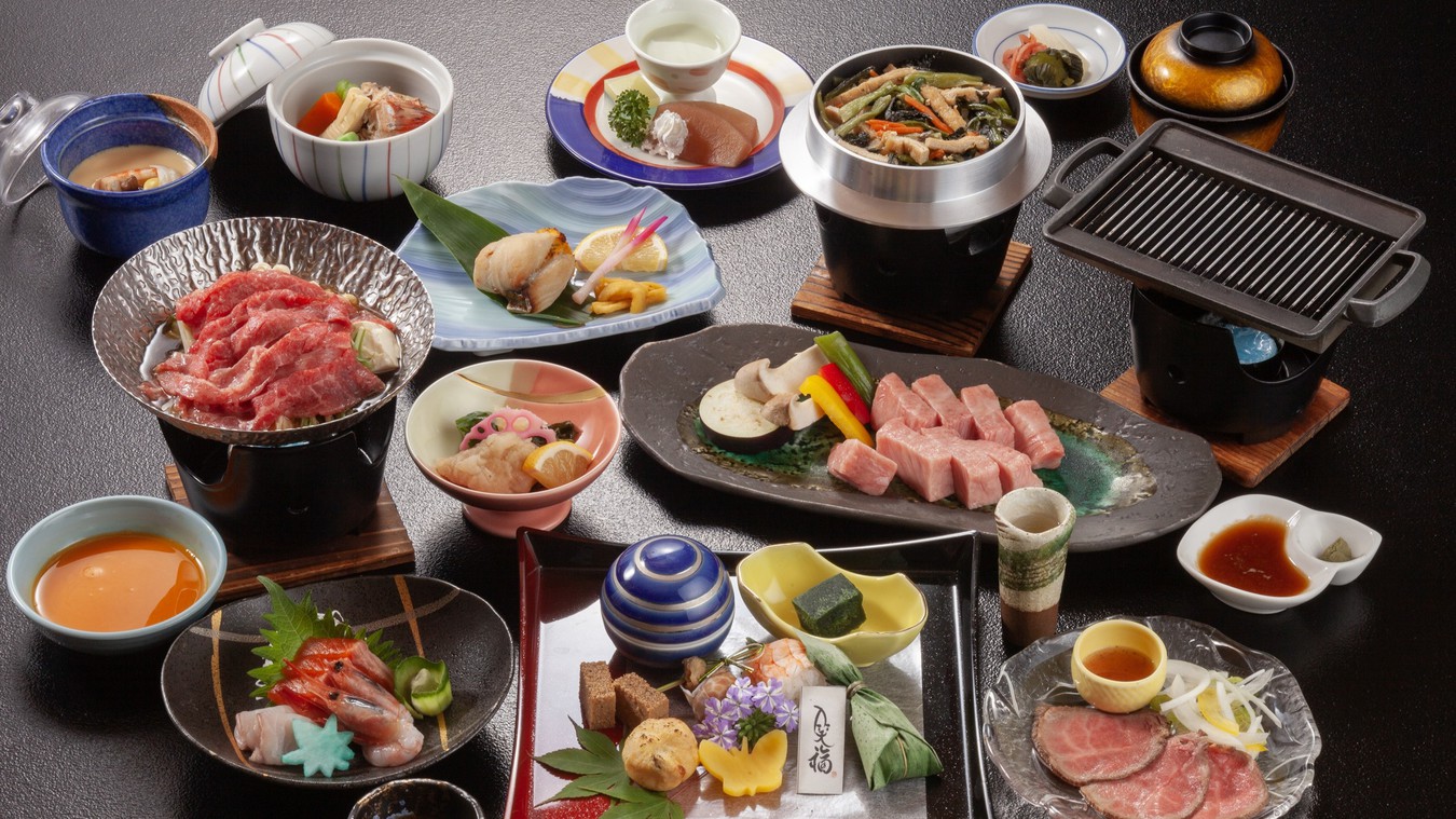 【飛騨牛A５ランク】トロけるような『霜降り飛騨牛ステーキ＆ローストビーフ』飛騨グルメならコレ！