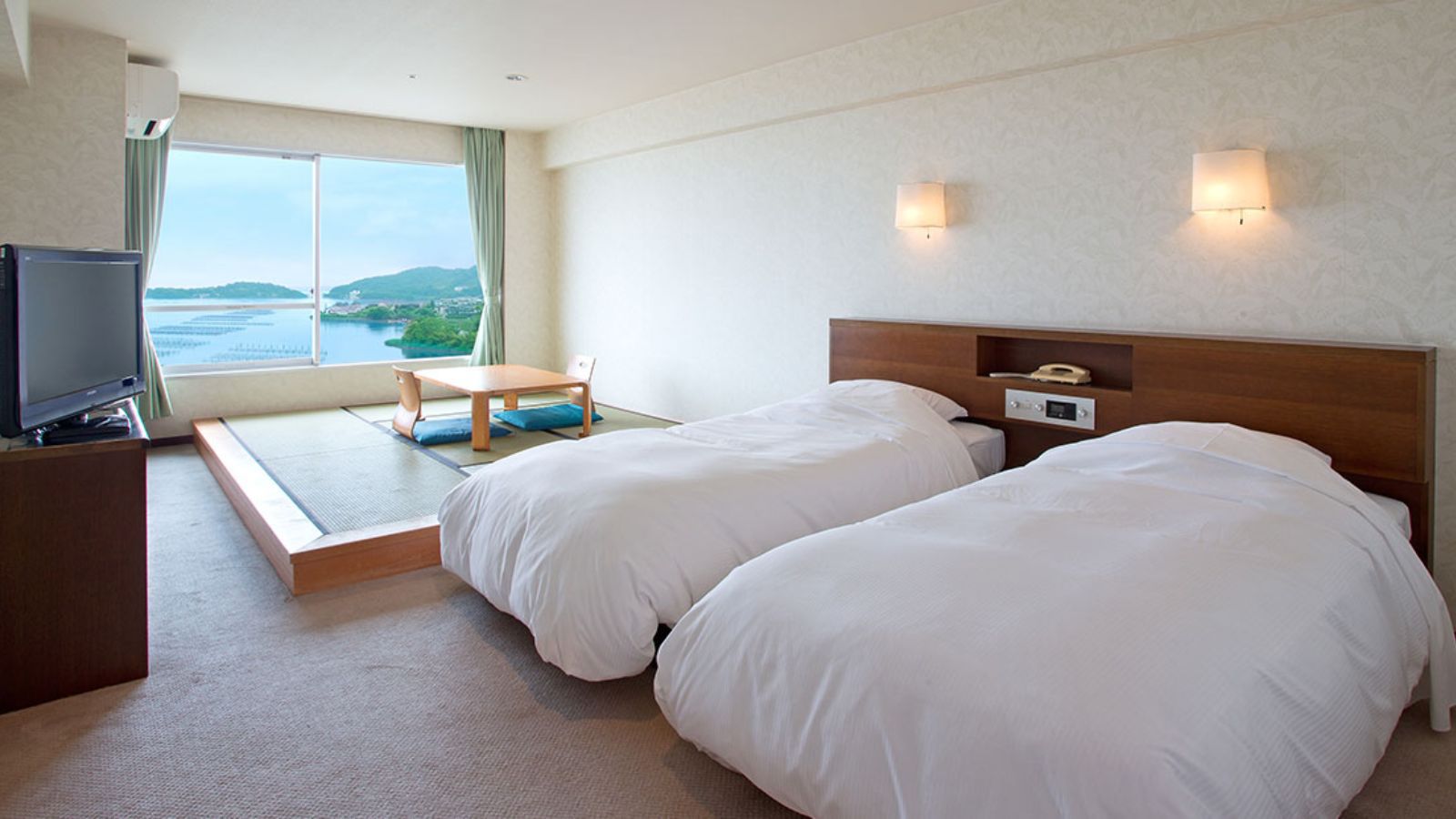 【禁煙】和洋室（36平米/定員4名）■パーシャルレイクビュー■