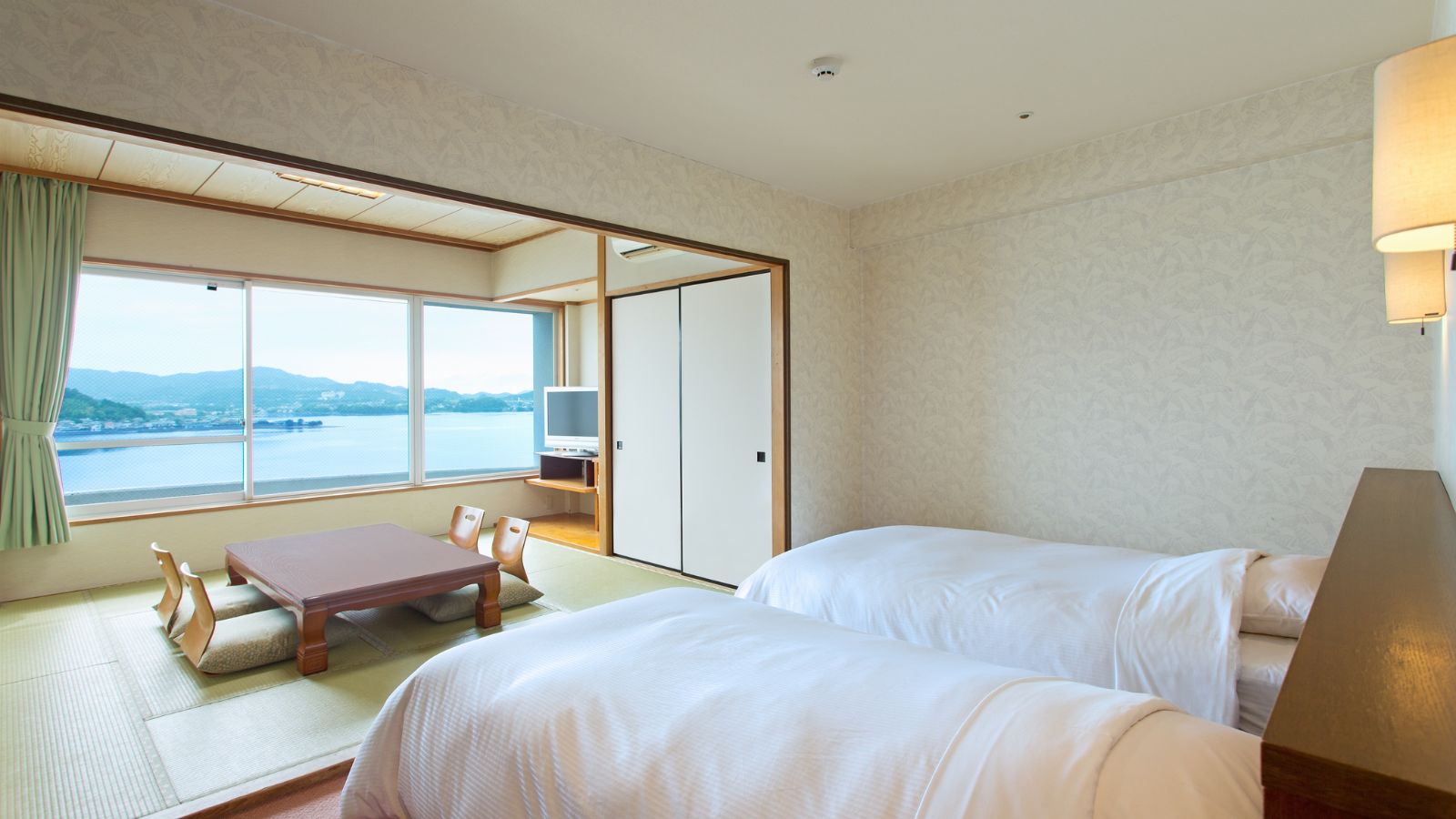 【客室】クラッセ棟　ファミリールーム