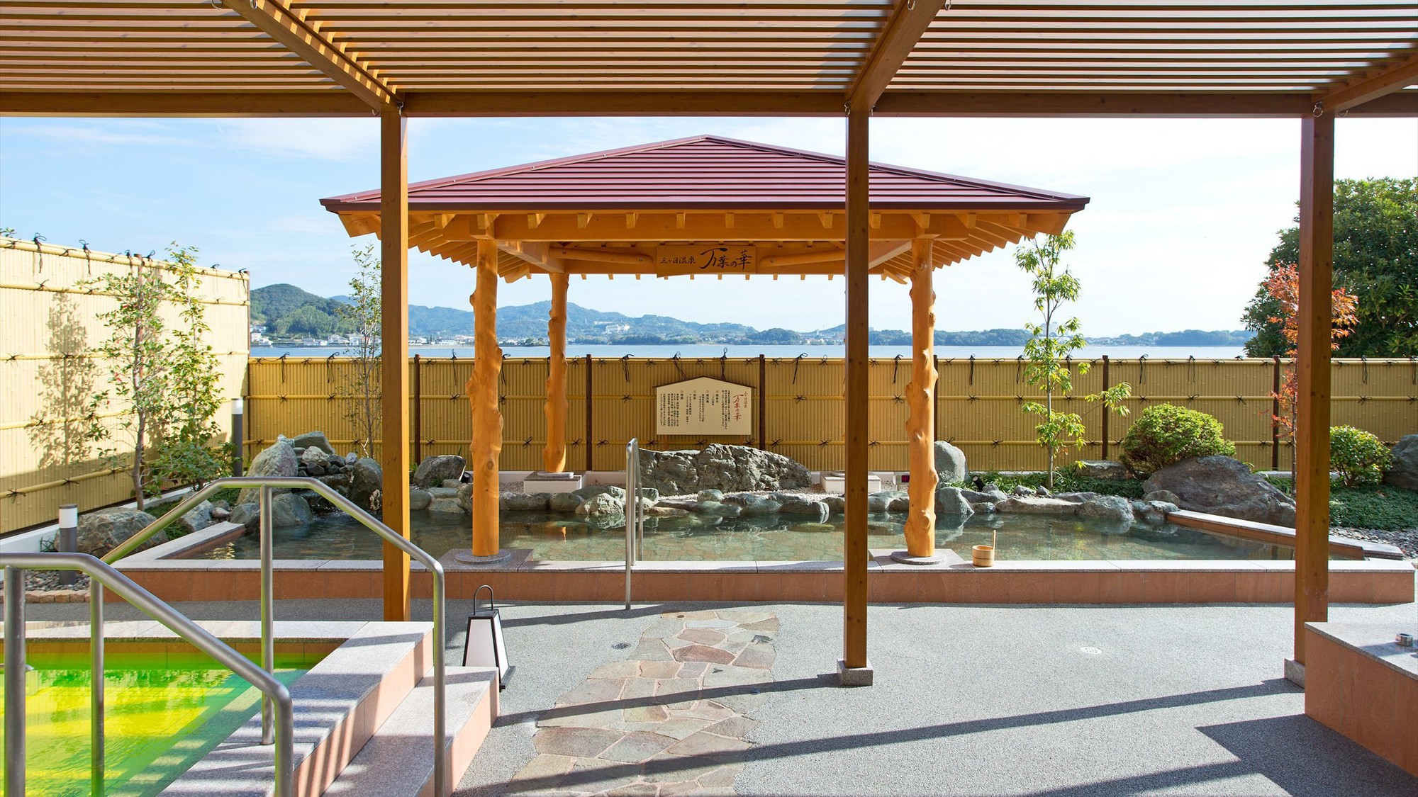 三ケ日温泉　万葉の華