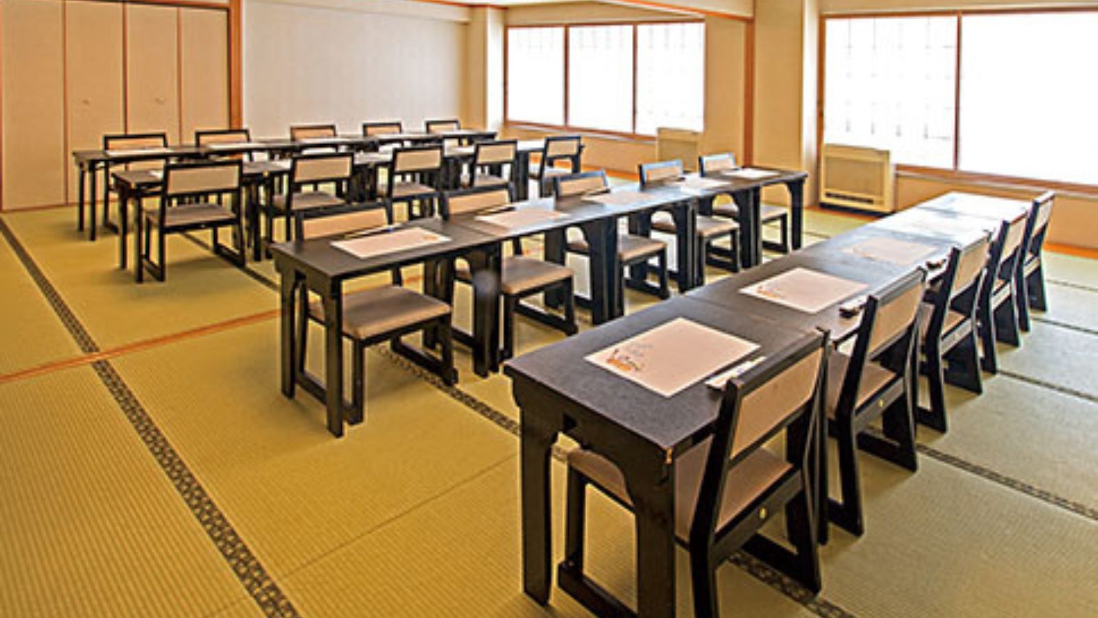 宴会場施設さつき(20名様)