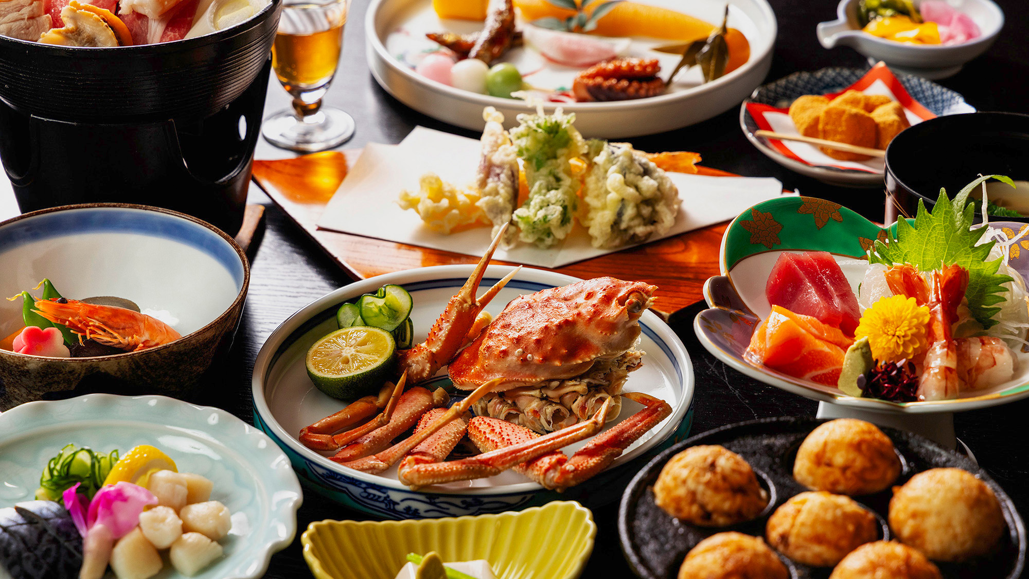 【豪華なにわ彩り会席】その時の旬にあわせてご提供する、「なにわうまいもん巡り♪」