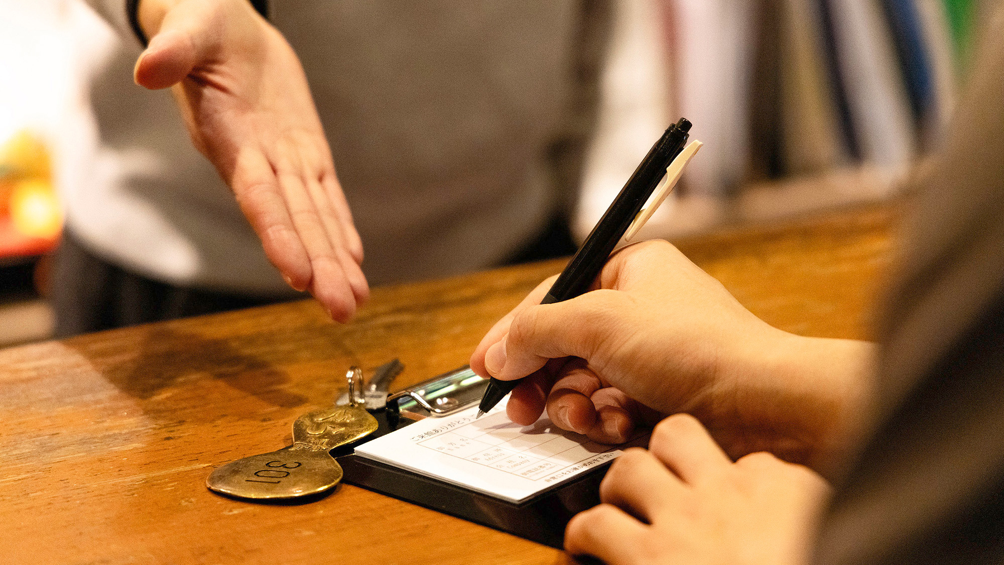 お客様の快適な旅を、スタッフが全力でサポートいたします。