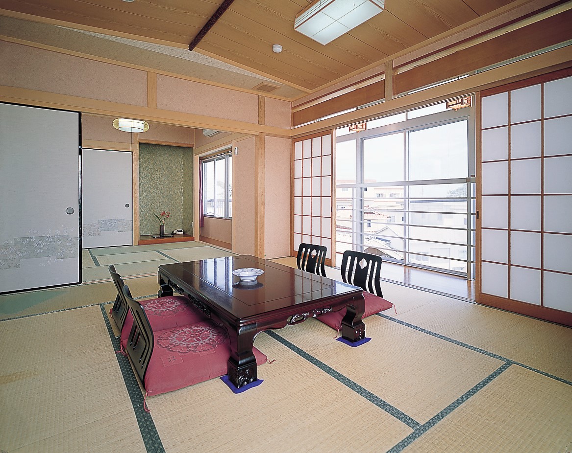 二間続き客室
