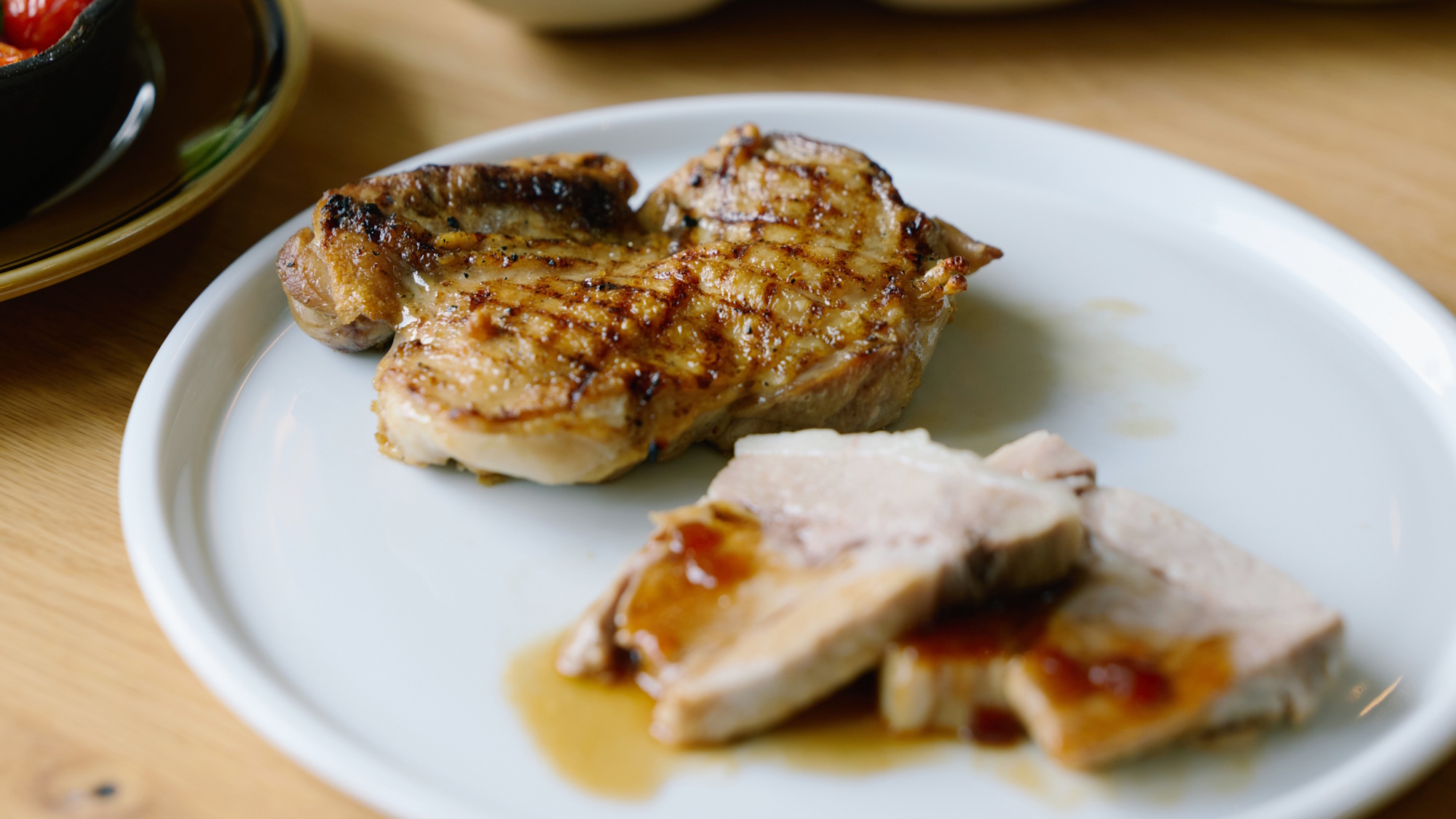 【ご夕食】基本グリル（メイン）＆ハーフビュッフェ／レストラン