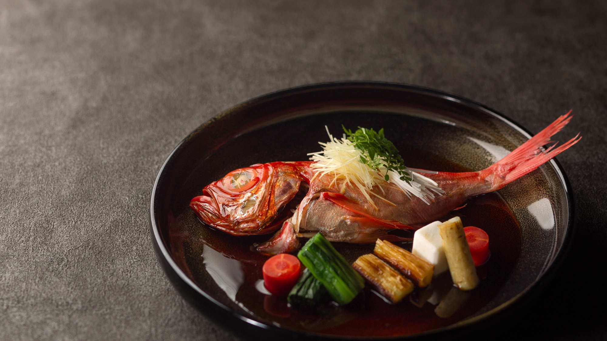 夕食ローカルフード：勝山江戸前真鯛