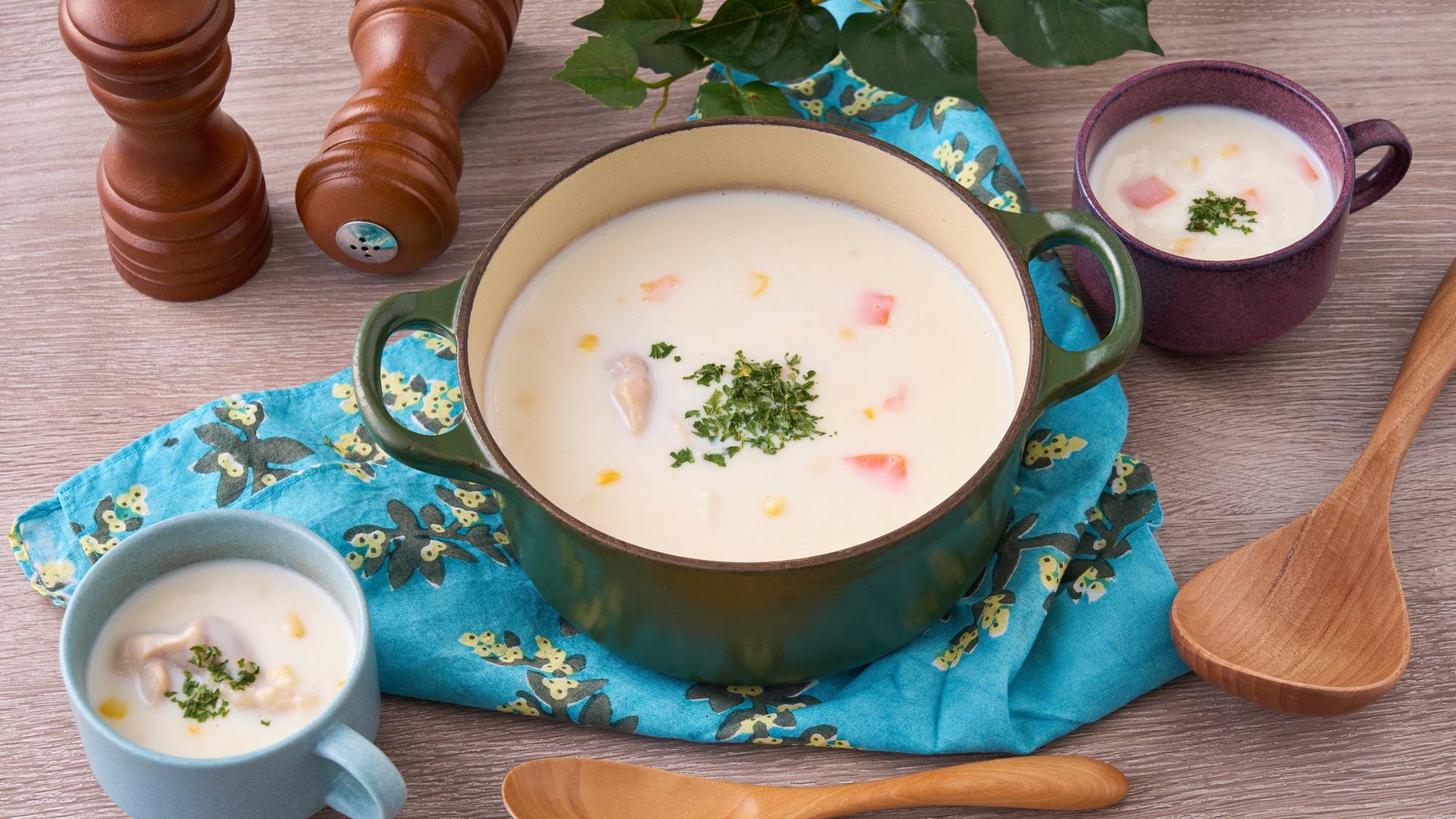 2026新メニュー　朝食_チキンコーンチャウダースープ