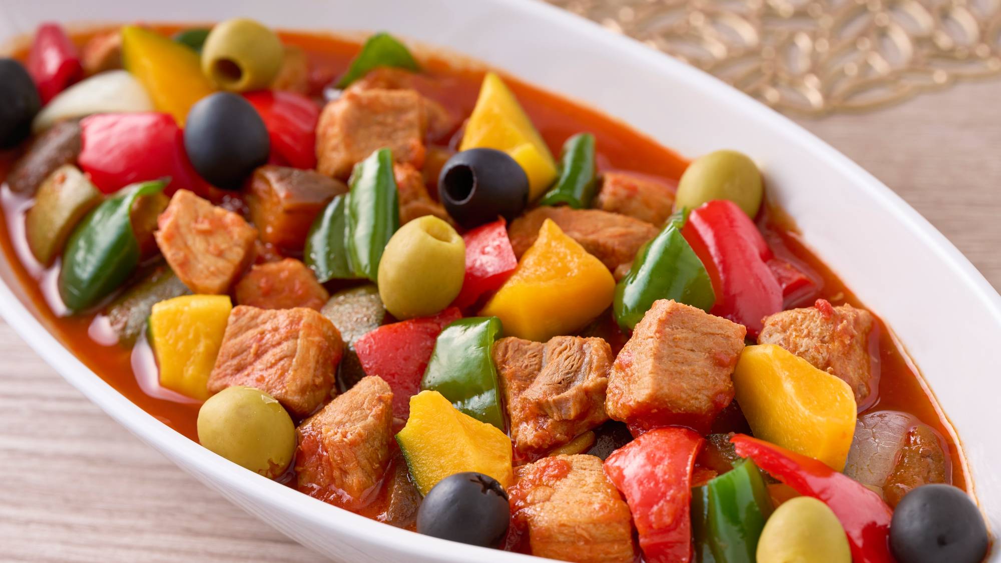 2026新メニュー　朝食バスク風ポーク