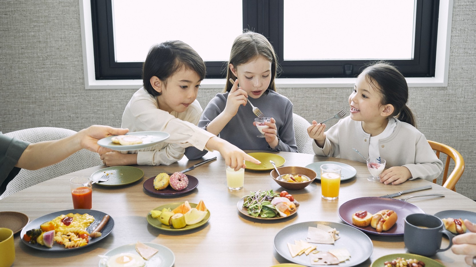 【ブロンズアワード2025受賞】＜こども半額＆ホテルプチギフト付＞＆レイトチェックアウト／夕朝食付き