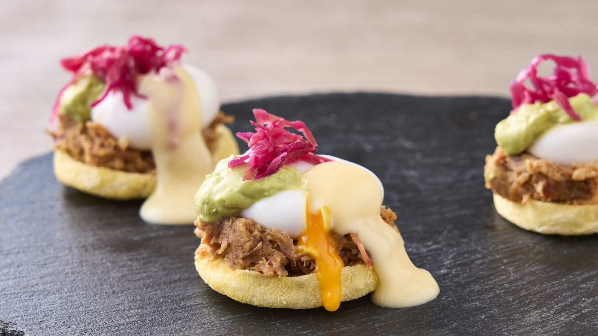 ＜Breakfast Buffet＞4月1日スタート／プルドポークベネディクト