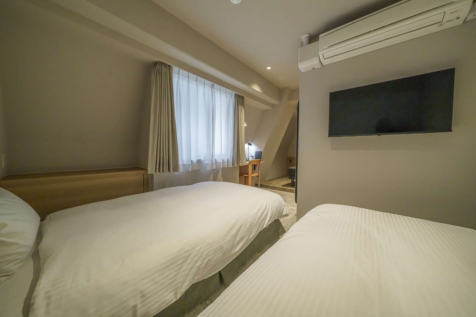 トリプル【禁煙】バス・トイレはセパレート