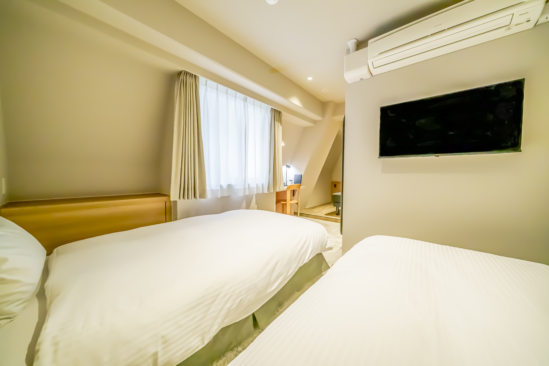 トリプル【禁煙】（ツイン＋ソファベッド）バス・トイレはセパレート