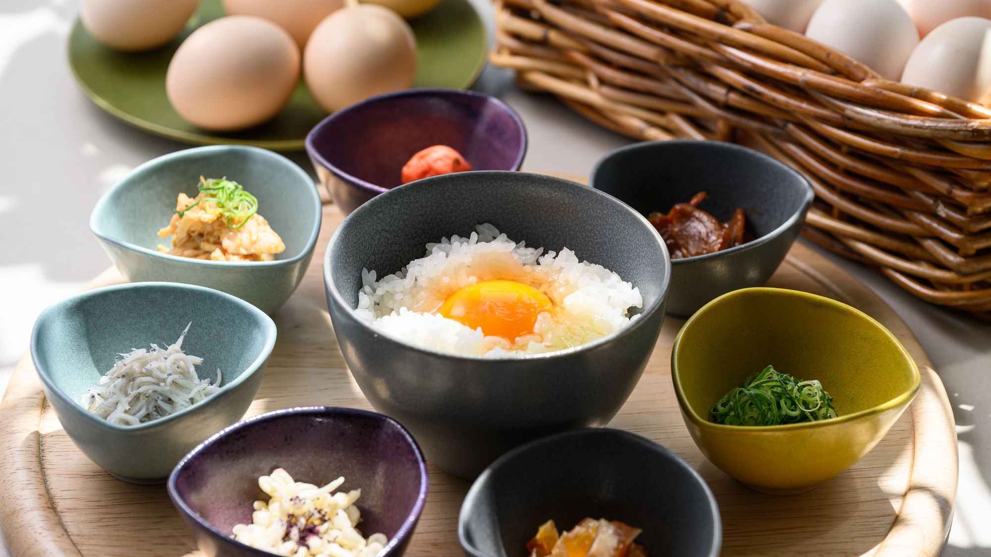 ＜朝食ビュッフェ＞大和なでしこ卵のTKG　奈良県御所市の片上醤油（イメージ）