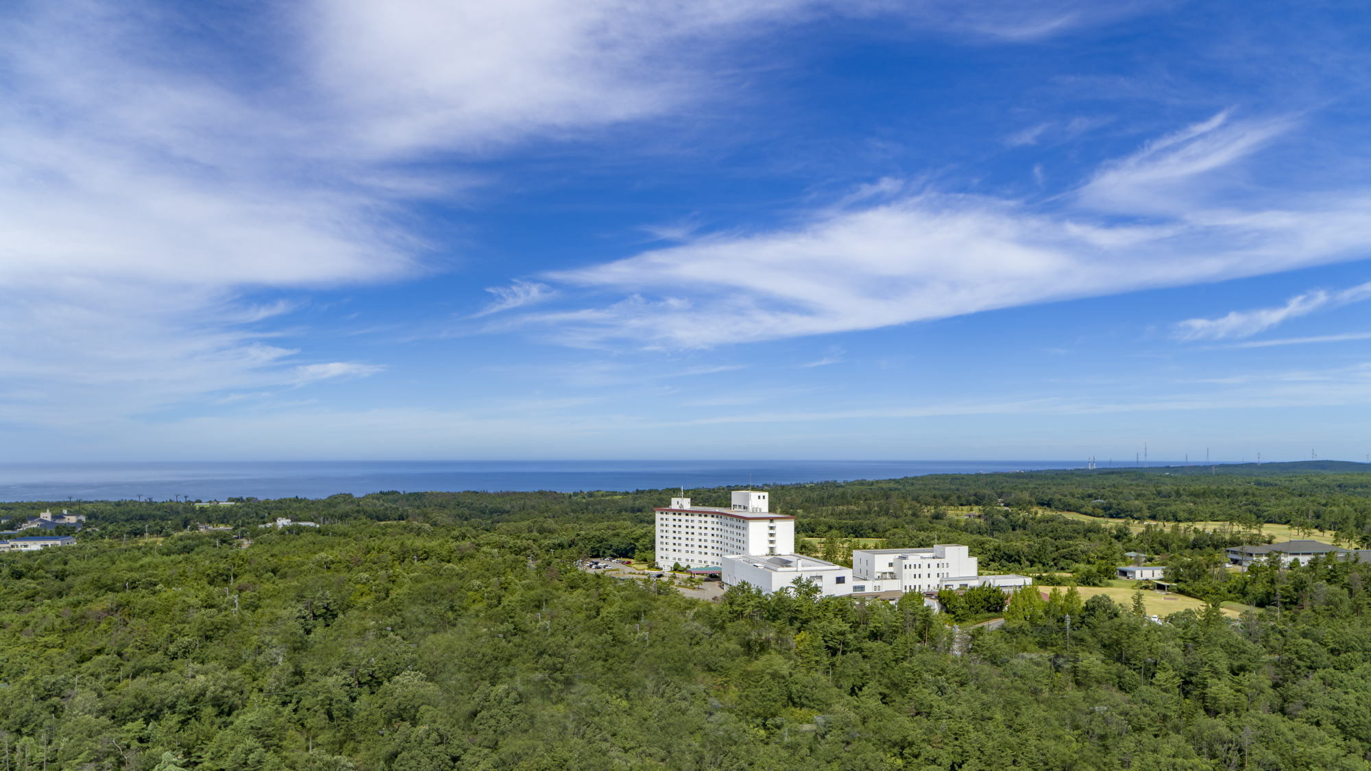 【さき楽】早期予約でお得　能登の里山里海で出逢う感動的な日本の夕日＜素泊まり・ラウンジ特典付＞