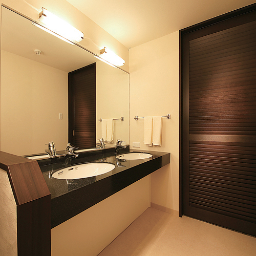 [Kamar Superior] Kamar mandi dan toilet terpisah! Luas dan lapang