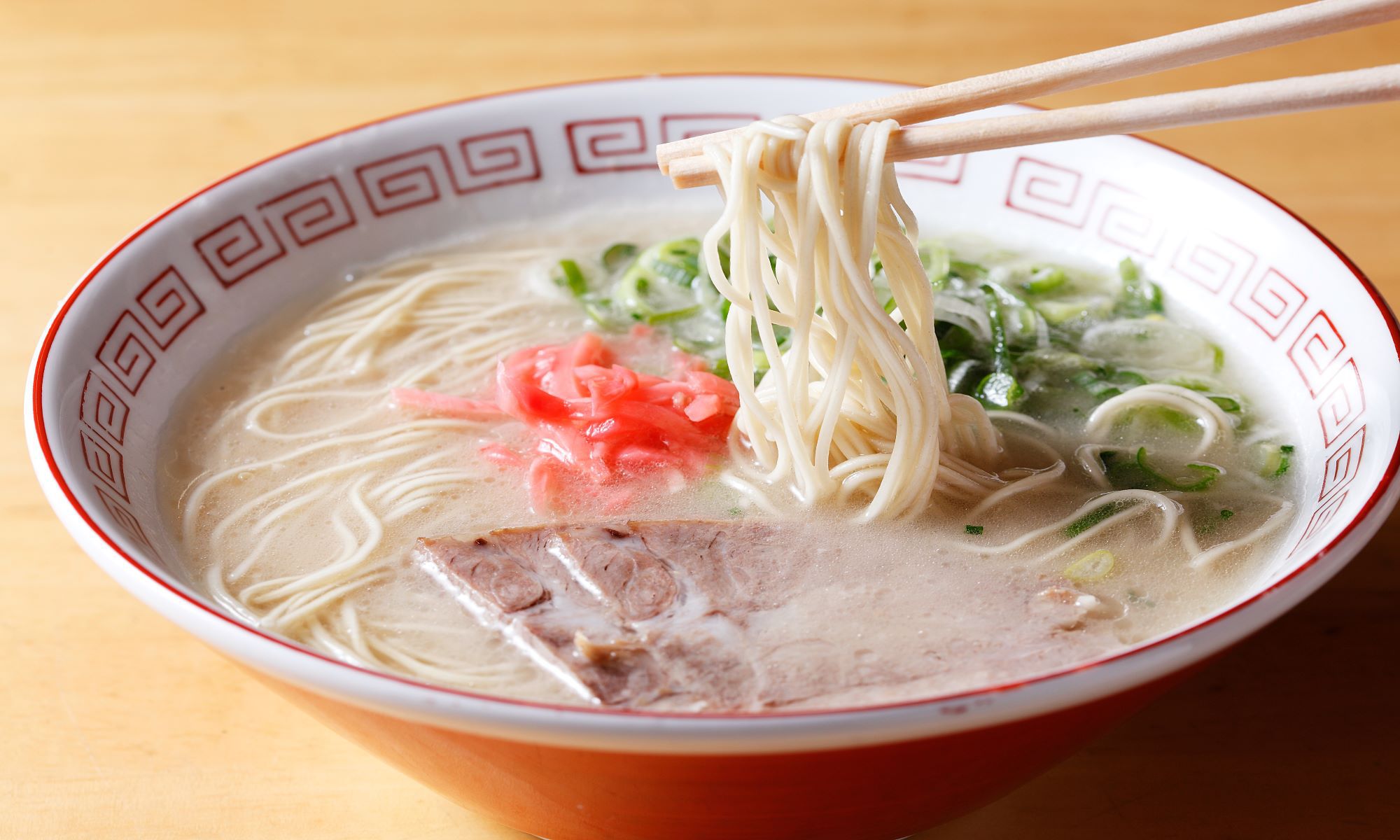 【-有名店がそろう博多めん街道ラーメン付-】博多ラーメン券付×素泊まり　博多駅筑紫口より徒歩1分