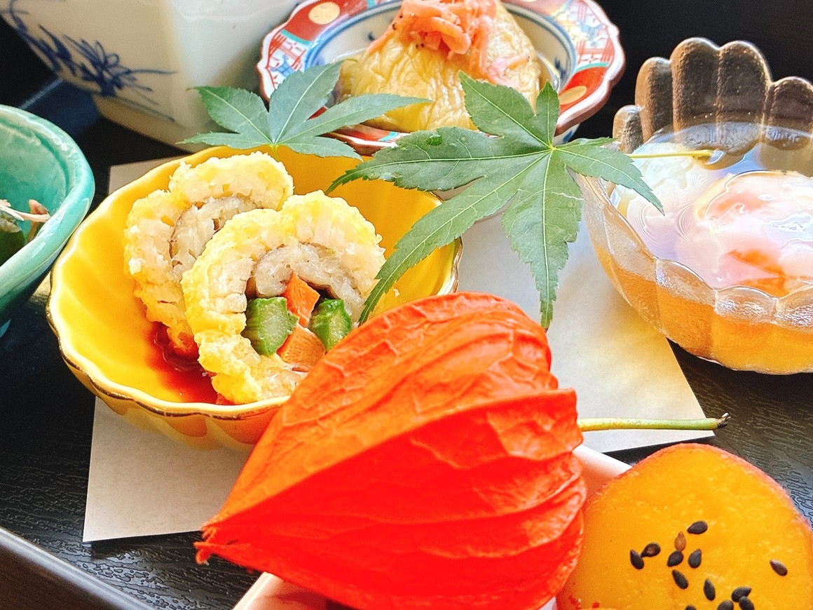 平和台ホテル５【名物！朝食】の１つ。『和朝食』”栄養バランス”　も　”ボリュームも”　◎＜朝食付＞