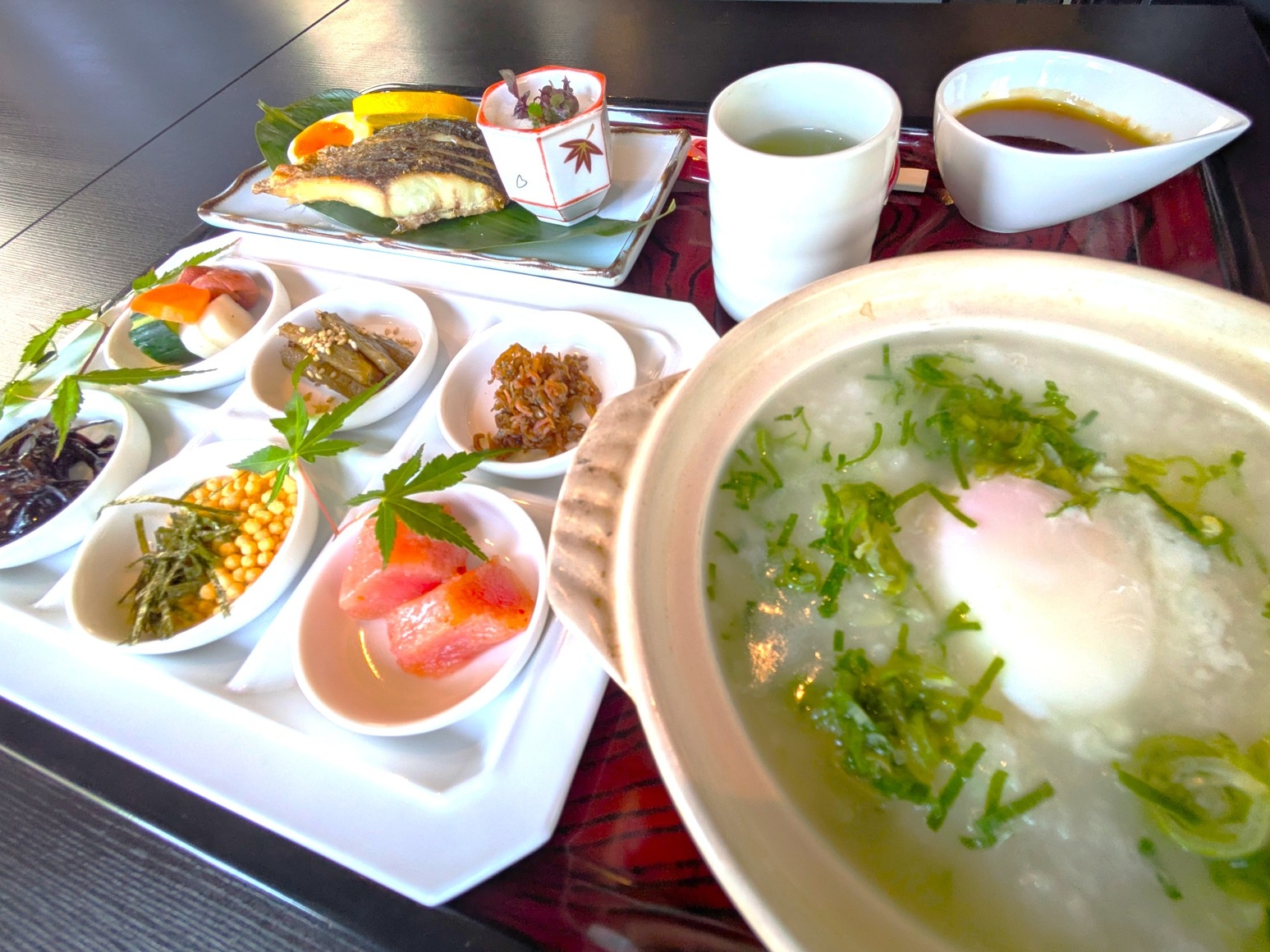 平和台ホテル５【名物！朝食】癒しの『朝がゆ』で心身満たす◎＜朝食付き＞